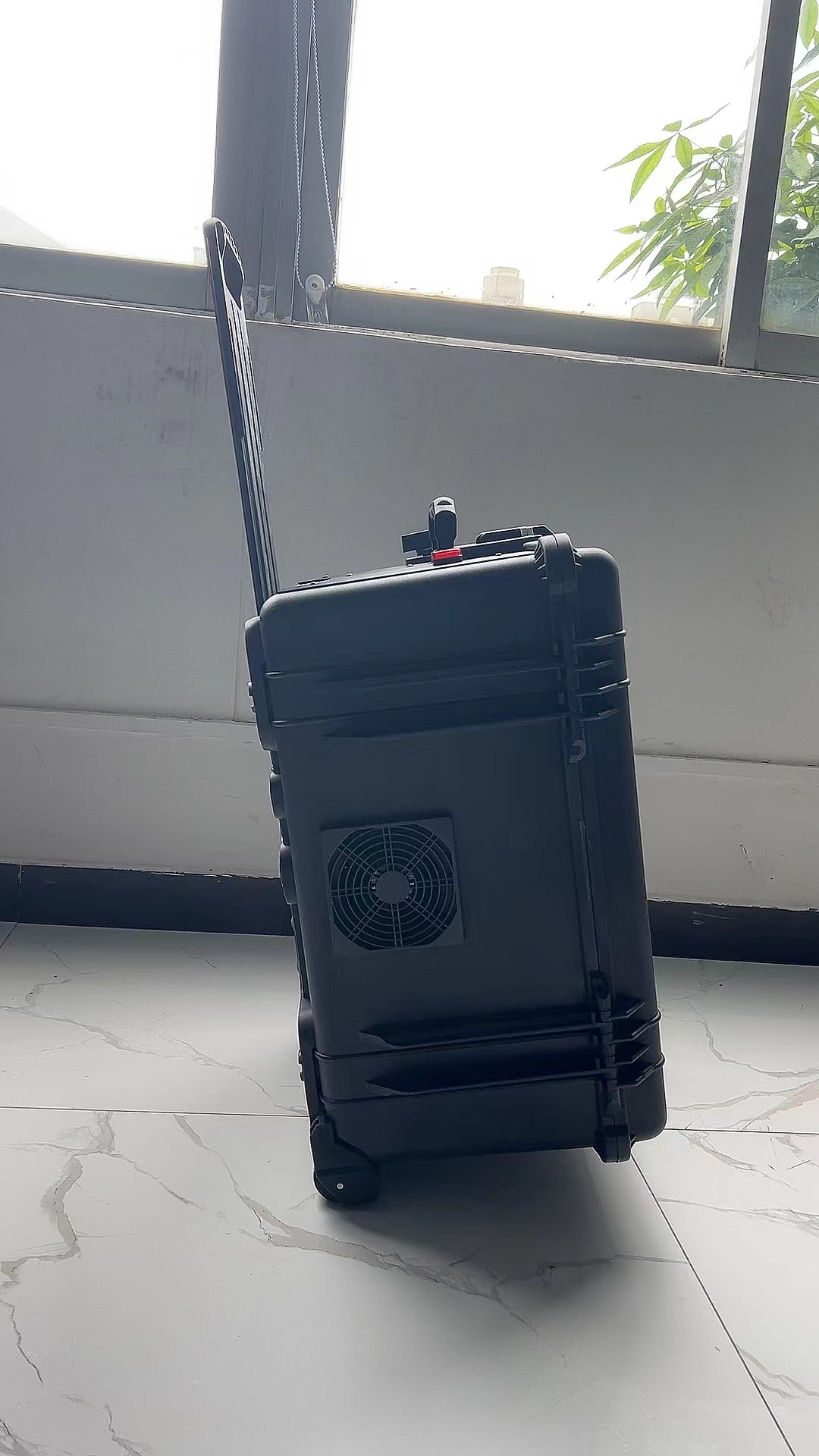 北票手拉箱型移动通信干扰器